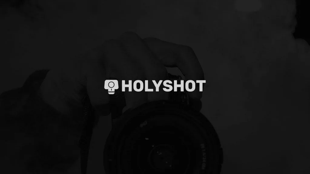 Logotipo de Holyshot diseñado por Wabe